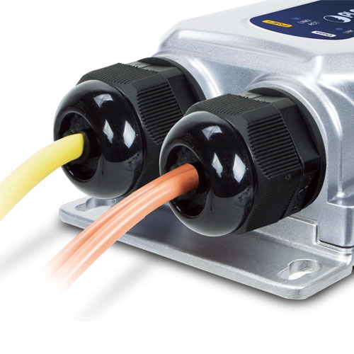 Industrial IP67 1000BASE-X SFP to 10/100/1000BASE-T 802.3at PoE+ Media Converter